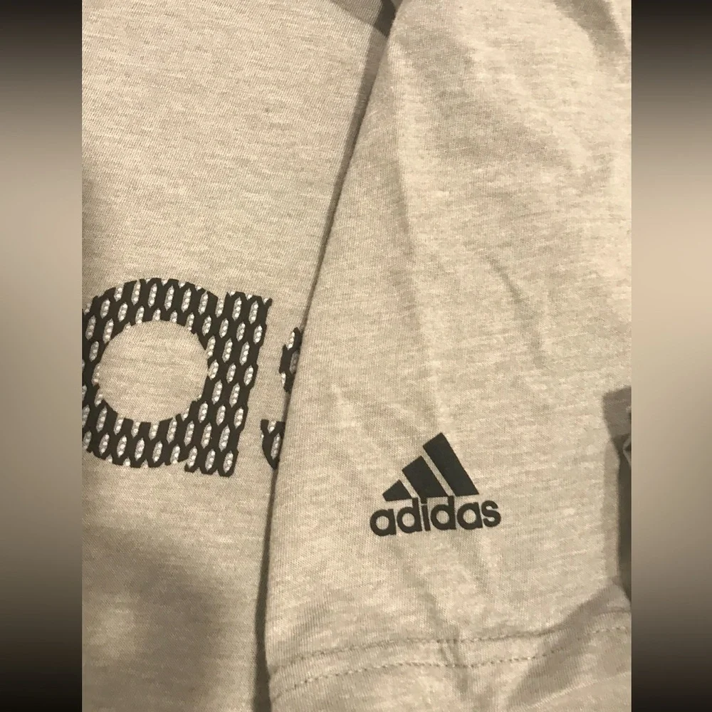 Adidas Men's Gray Black Logo NWOT
